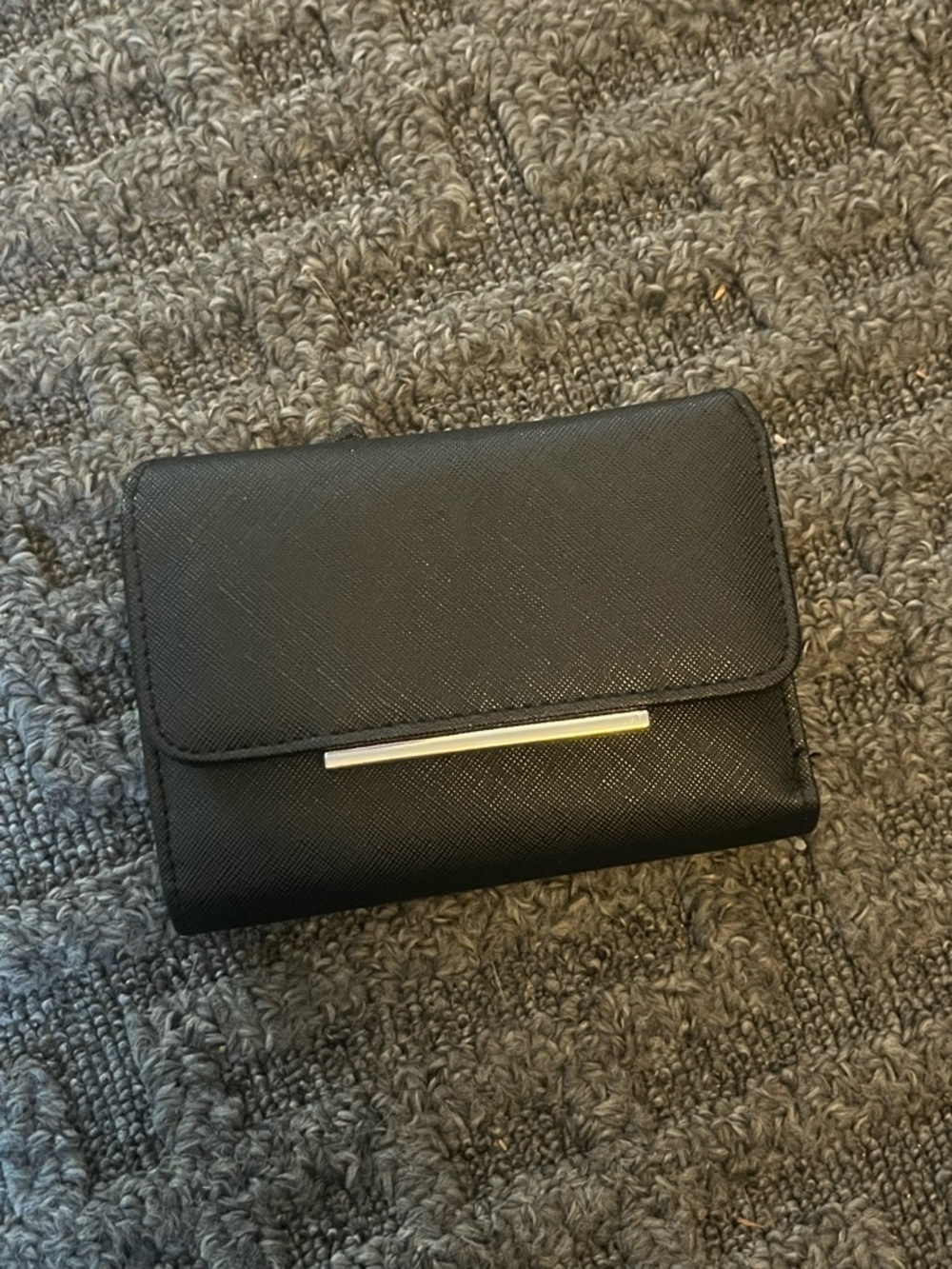 Compact 21 Card Woman’s Wallet + Change Pouch & Cash Slot